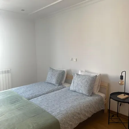 Elegant Getaway - Spacious 3 Bedroom -lisbon Baixa Da Banheira Lejlighed