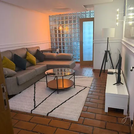 Elegant Getaway - Spacious 3 Bedroom -lisbon Baixa Da Banheira Διαμέρισμα