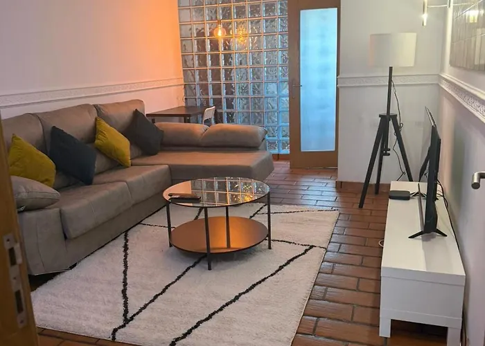 Elegant Getaway - Spacious 3 Bedroom -lisbon Baixa Da Banheira Apartamento