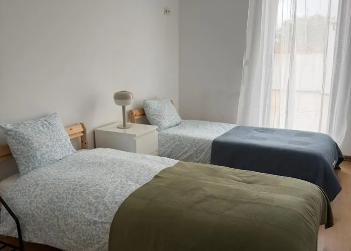 Elegant Getaway - Spacious 3 Bedroom -lisbon Baixa Da Banheira